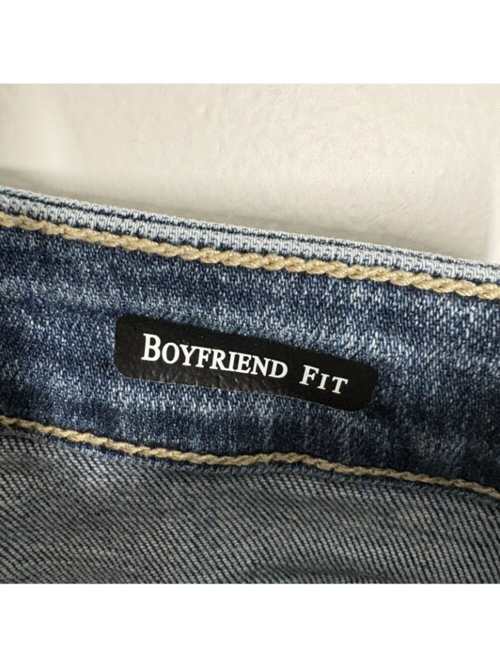 Judy Blue Women Size 3/26 Mid-Rise Bleach Wash Boyfriend Fit Jeans 82335 - Picture 11 of 13